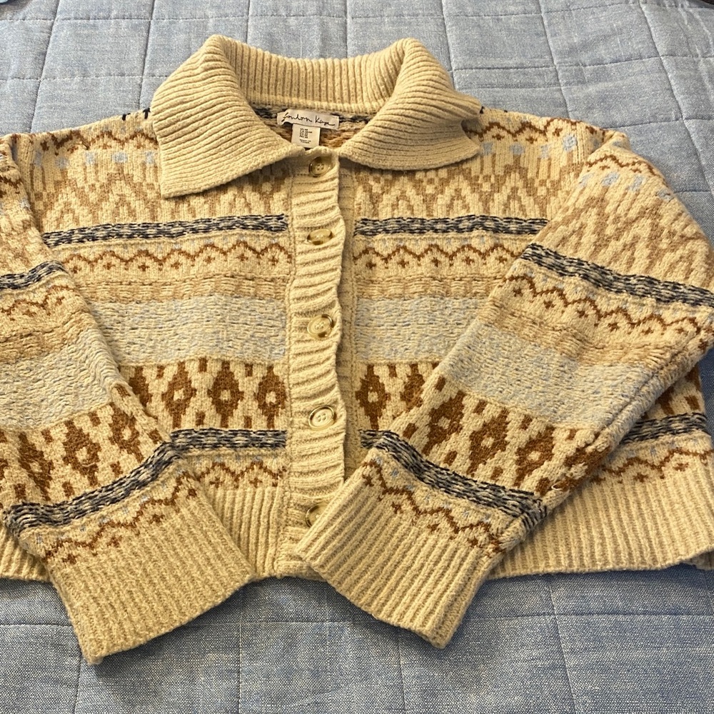 Patterned Beige Cardigan Knit Sweater